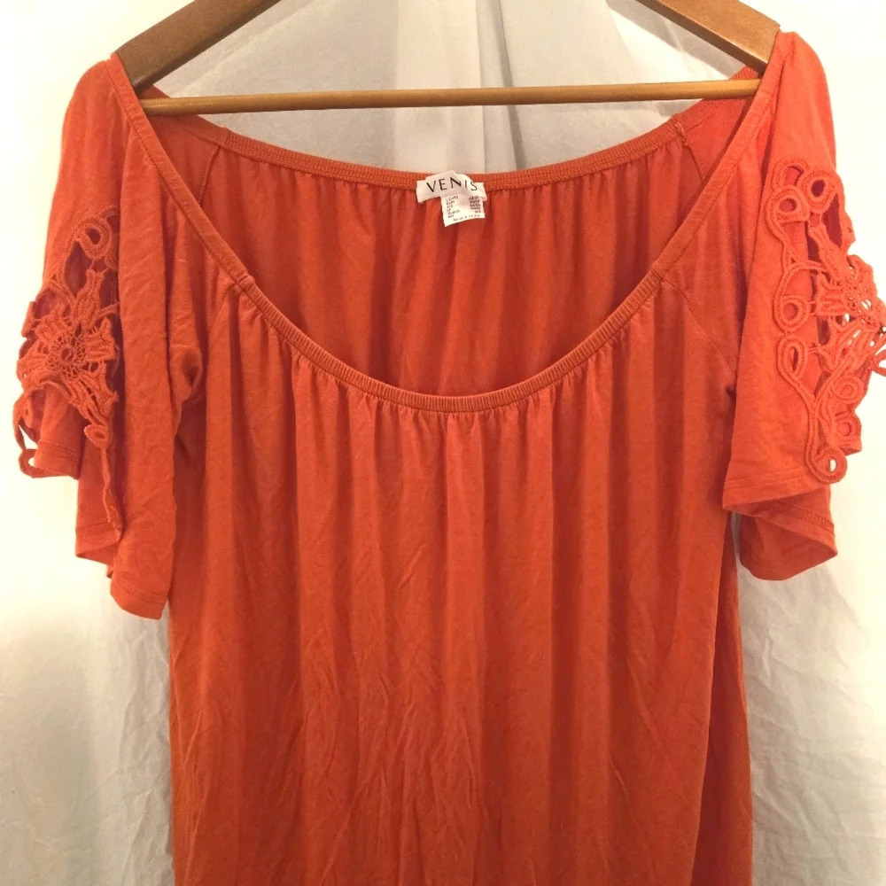 Pretty Lace Sleeve Blouse EUC - Picture 2 of 8
